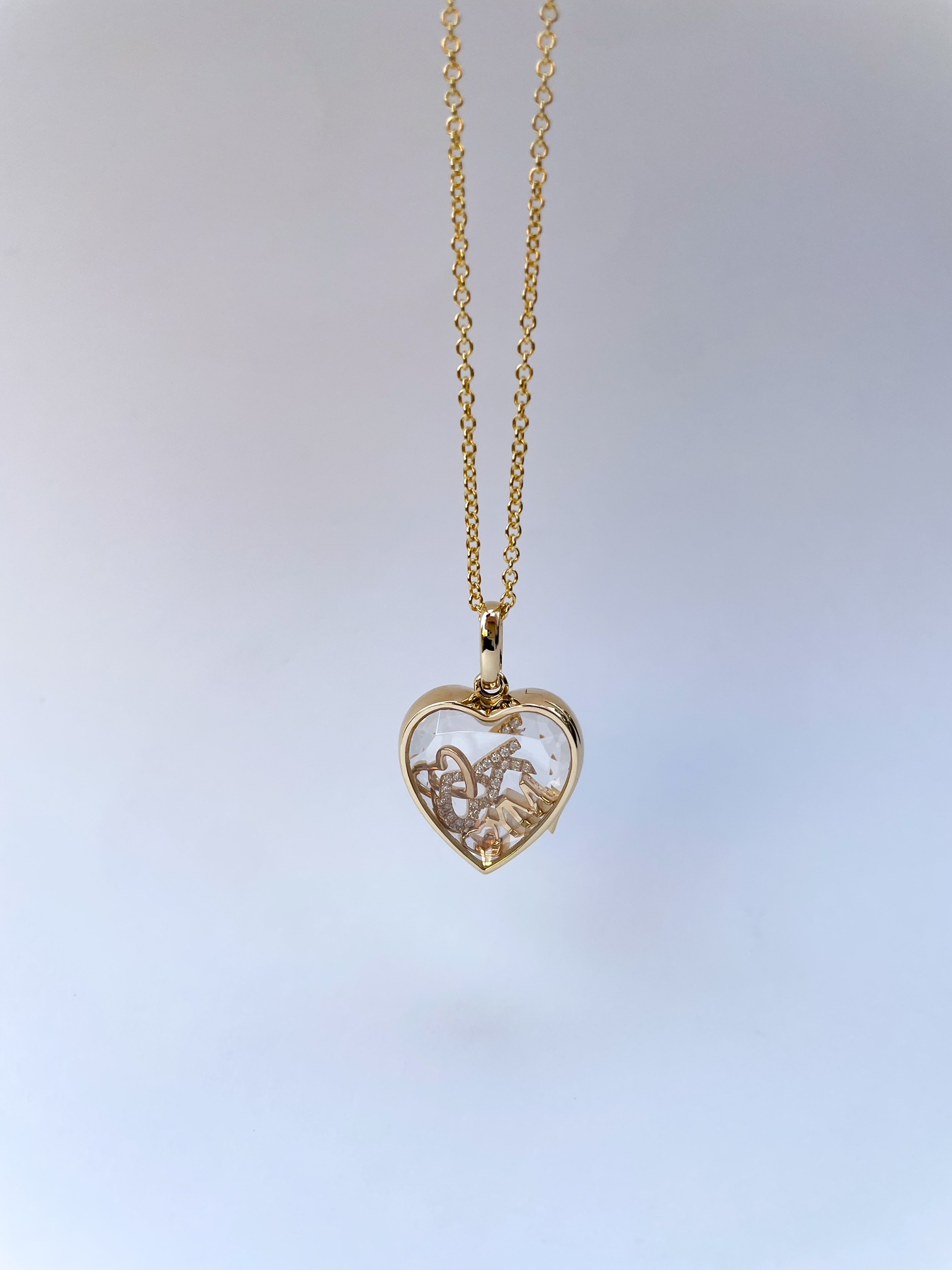 ロケットロンドン　loquet london ネックレス　ホワイトゴールド LOQUET LONDON】自分だけのストーリーを紡ぎ出すロケット
